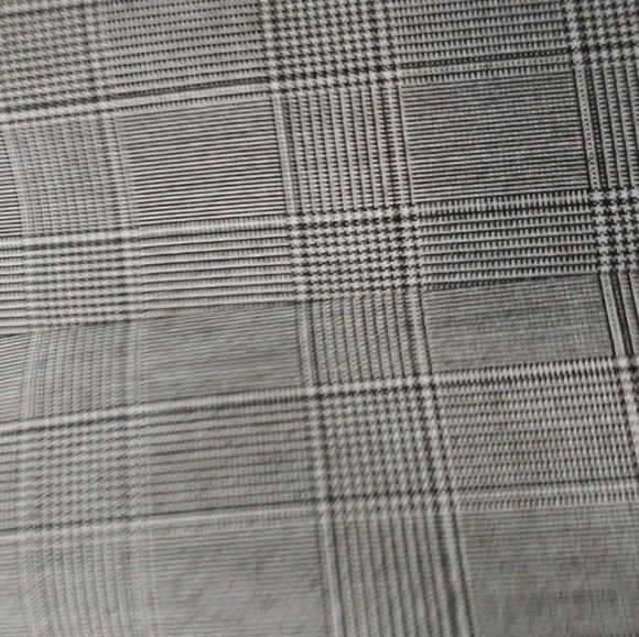 Mens Calvin Klien 3 pc suit - Picture 4 of 4